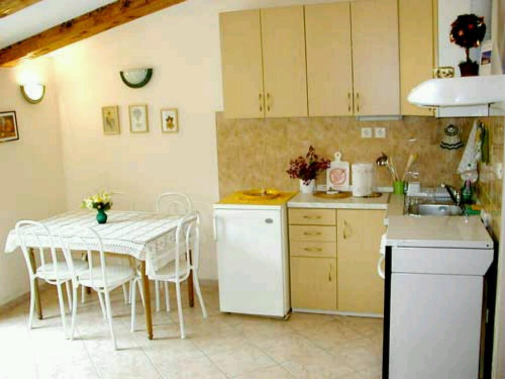 Apartment Dimitrijevic Makarska Bilik gambar
